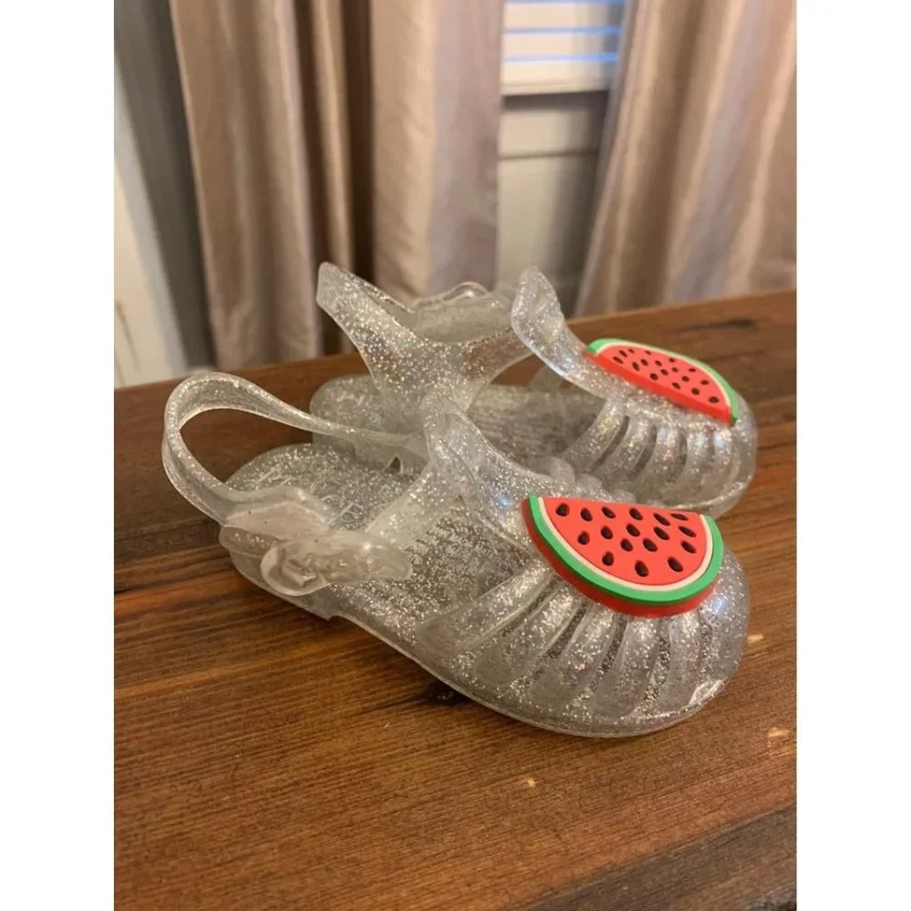 The Children’s Place little girl sandals, like new, watermelon, size 4